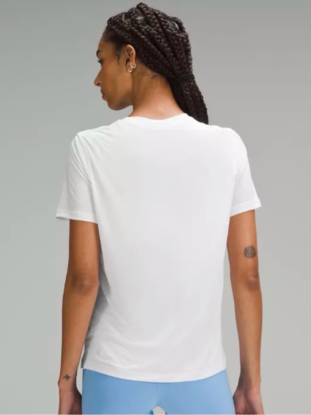 Lululemon Ultralight hip-length T- light blue - Picture 7 of 7